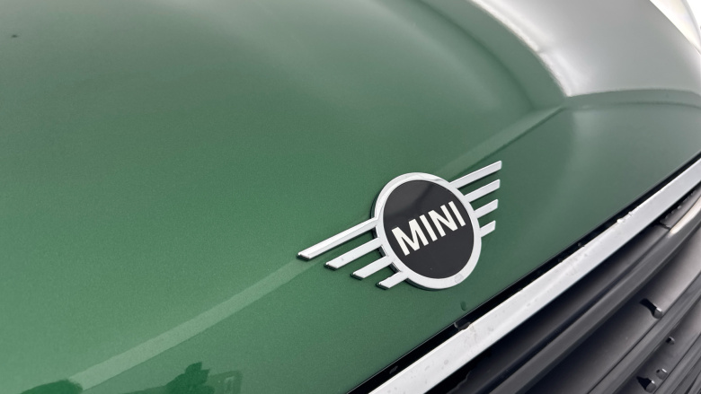 MINI Clubman 1.5 Cooper Classic 6dr Petrol Estate